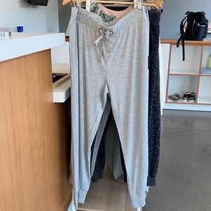 Z supply Laine Whisper Jersey Jogger Heather Grey